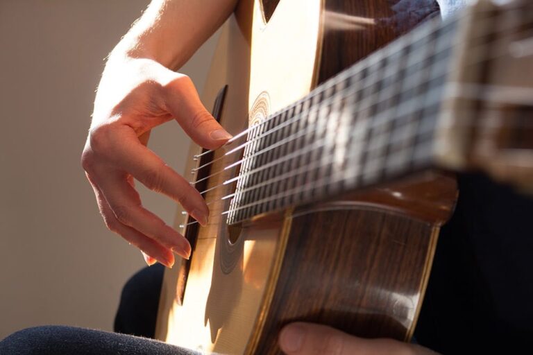 Tonal Characteristics of Classical Guitar
