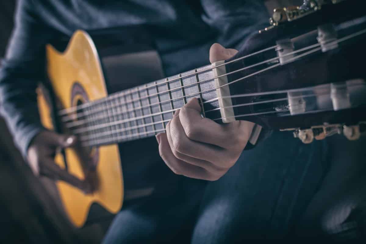 Why Buy From A Classical Guitar Shop Classical Guitar Academy