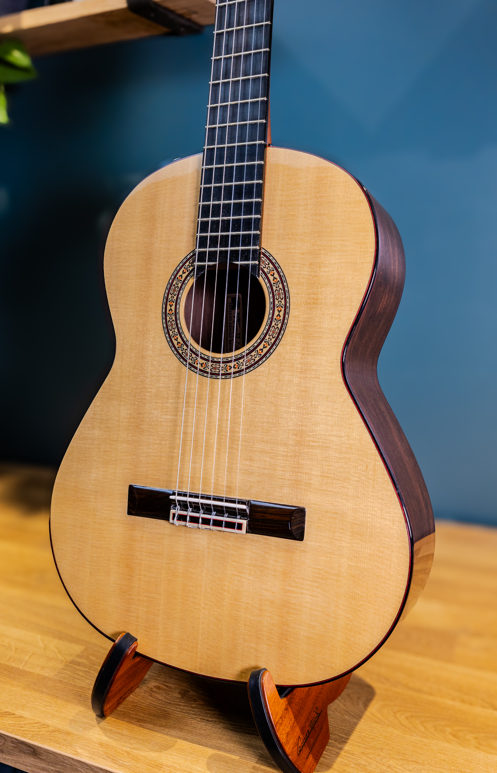 Mark Finney | Concert Model (2022) - Image 4